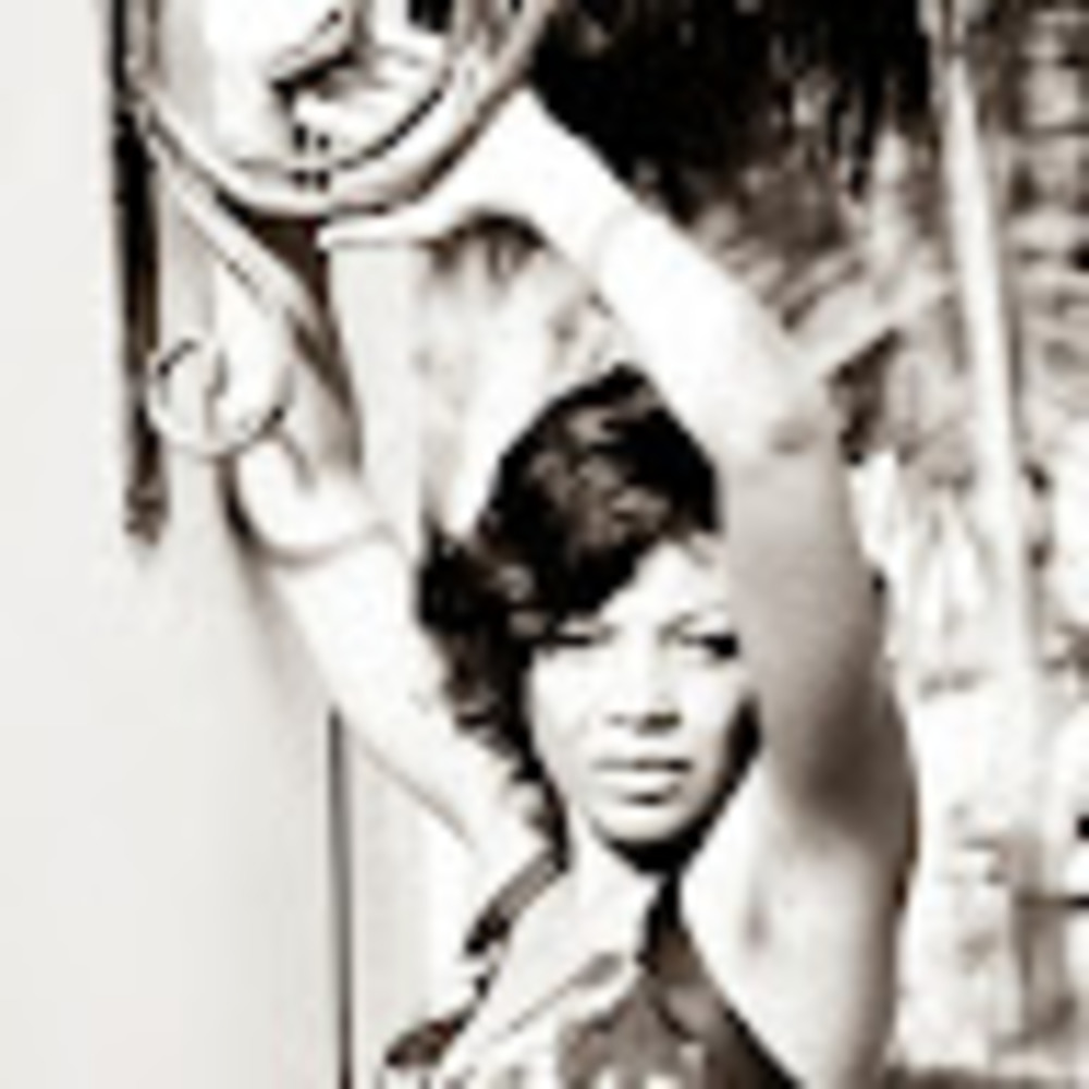 Meet your Posher, Regina